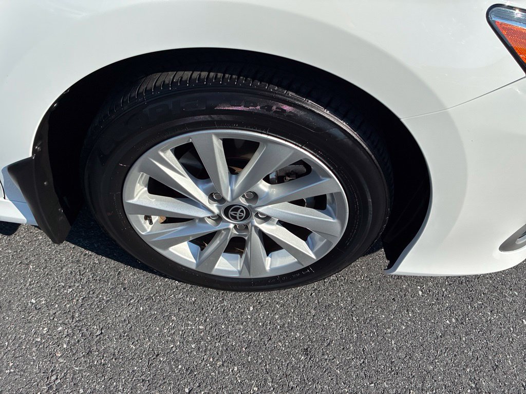 Used 2024 Toyota Camry LE FWD image 19