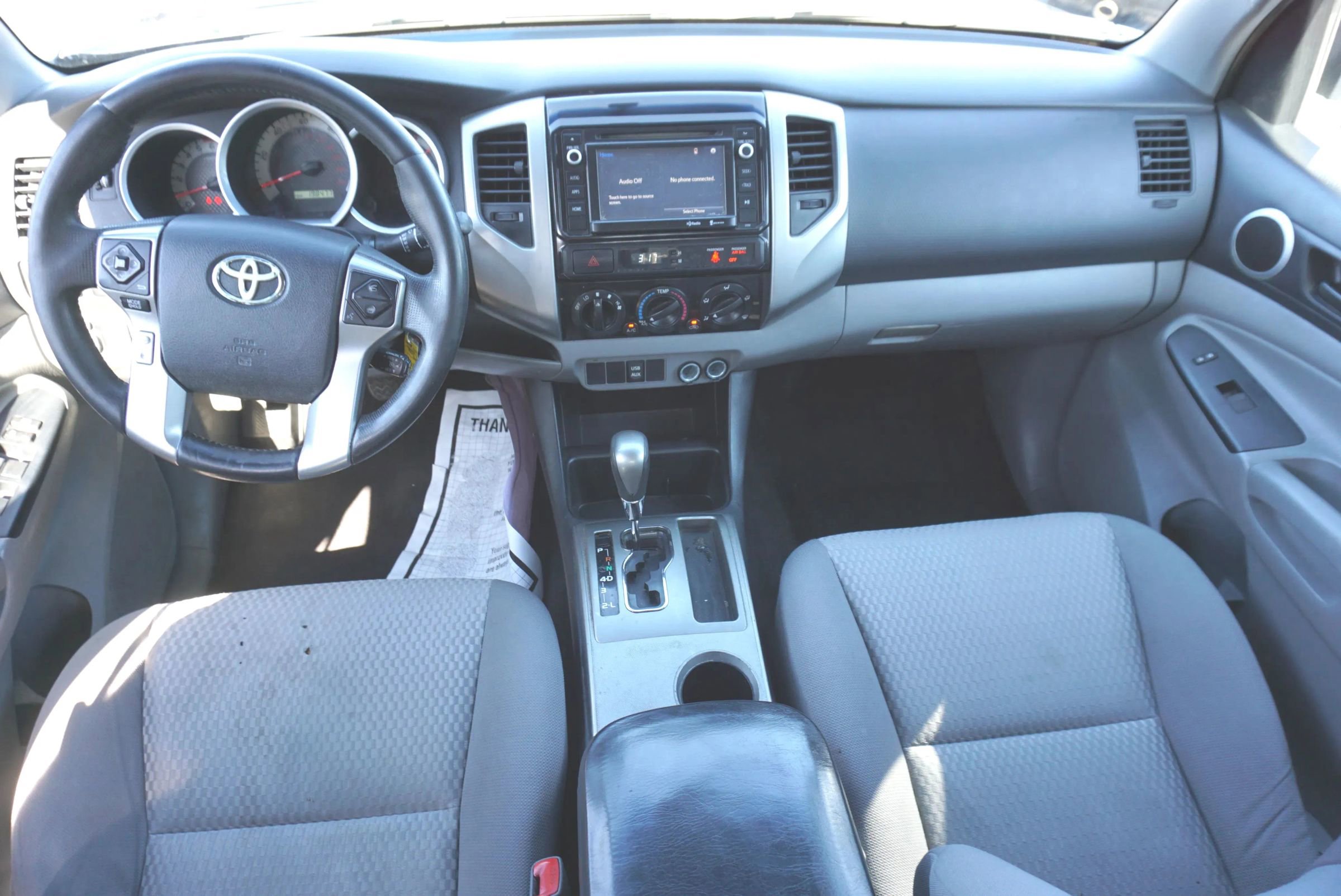 Used 2014 Toyota Tacoma PreRunner w/ SR5 Package RWD image 17