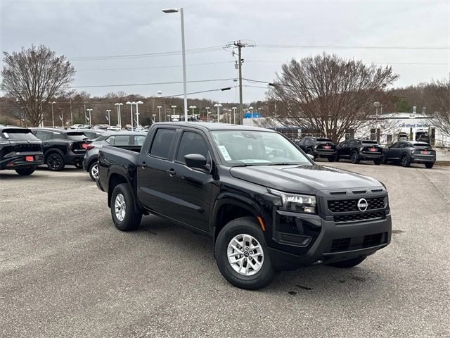 New 2026 Nissan Frontier S image 2