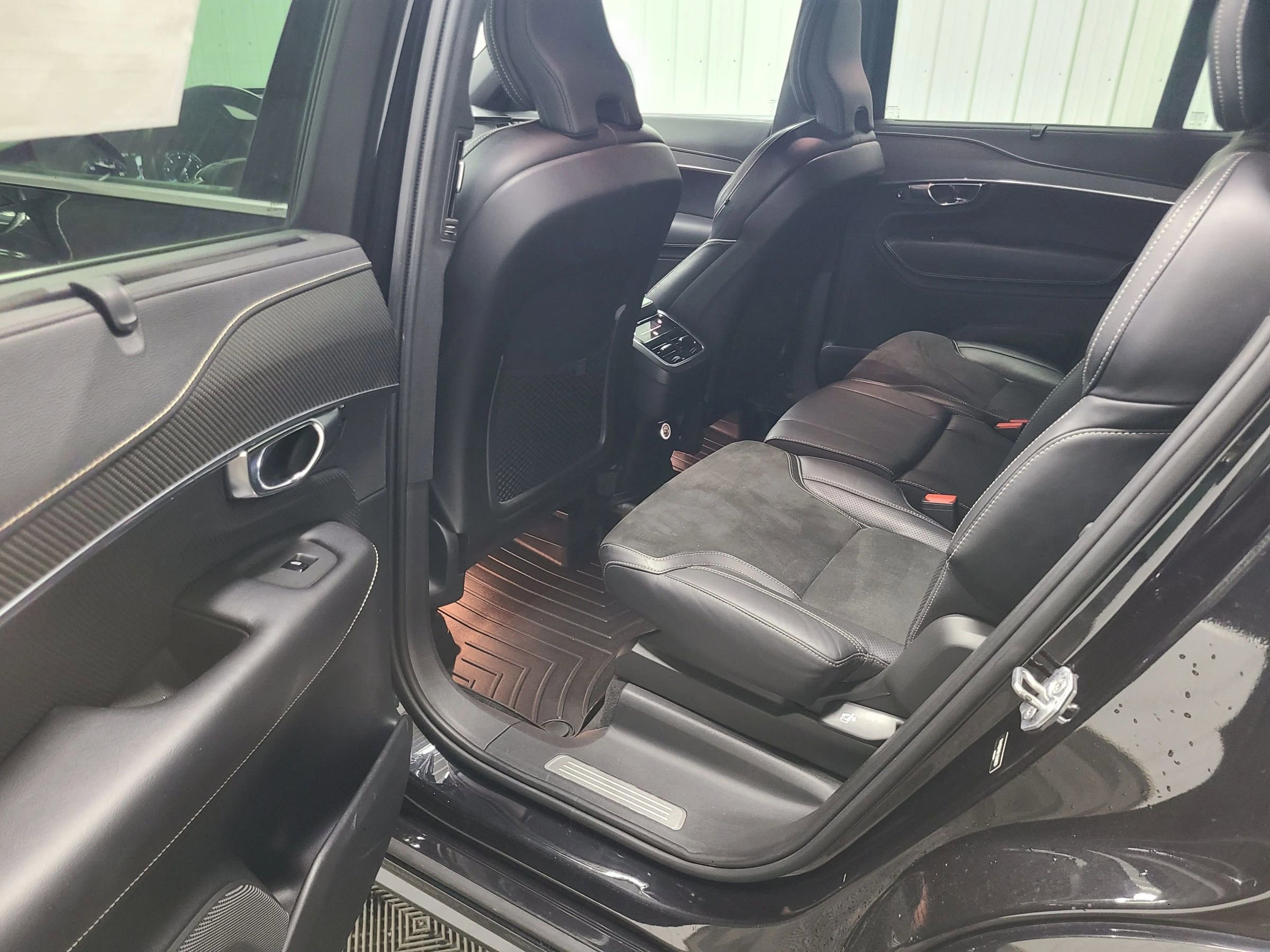 Used 2019 Volvo XC90 T5 R-Design w/ Protection Package AWD/4WD image 35