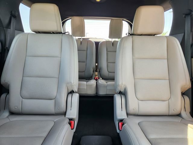 Used 2015 Ford Explorer Limited w/ Equipment Group 301A AWD/4WD image 8