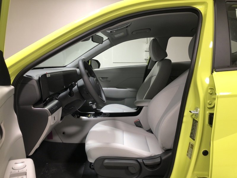 New 2026 Hyundai Kona SE image 16