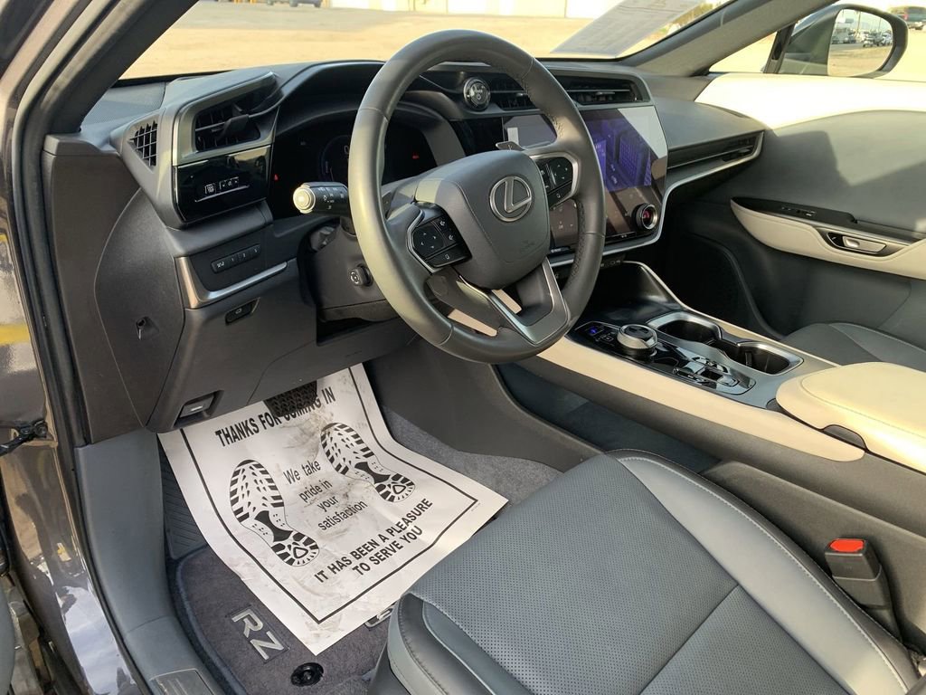 Used 2023 Lexus RZ 450e Premium w/ Technology Package image 7