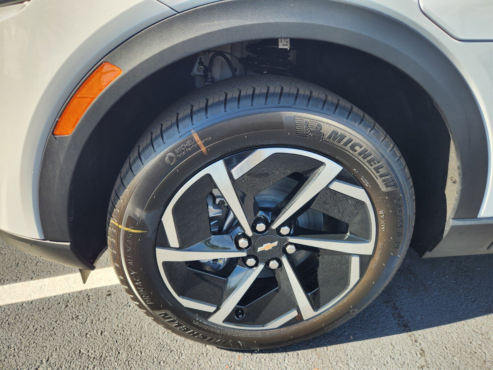 New 2026 Chevrolet Equinox EV LT image 4