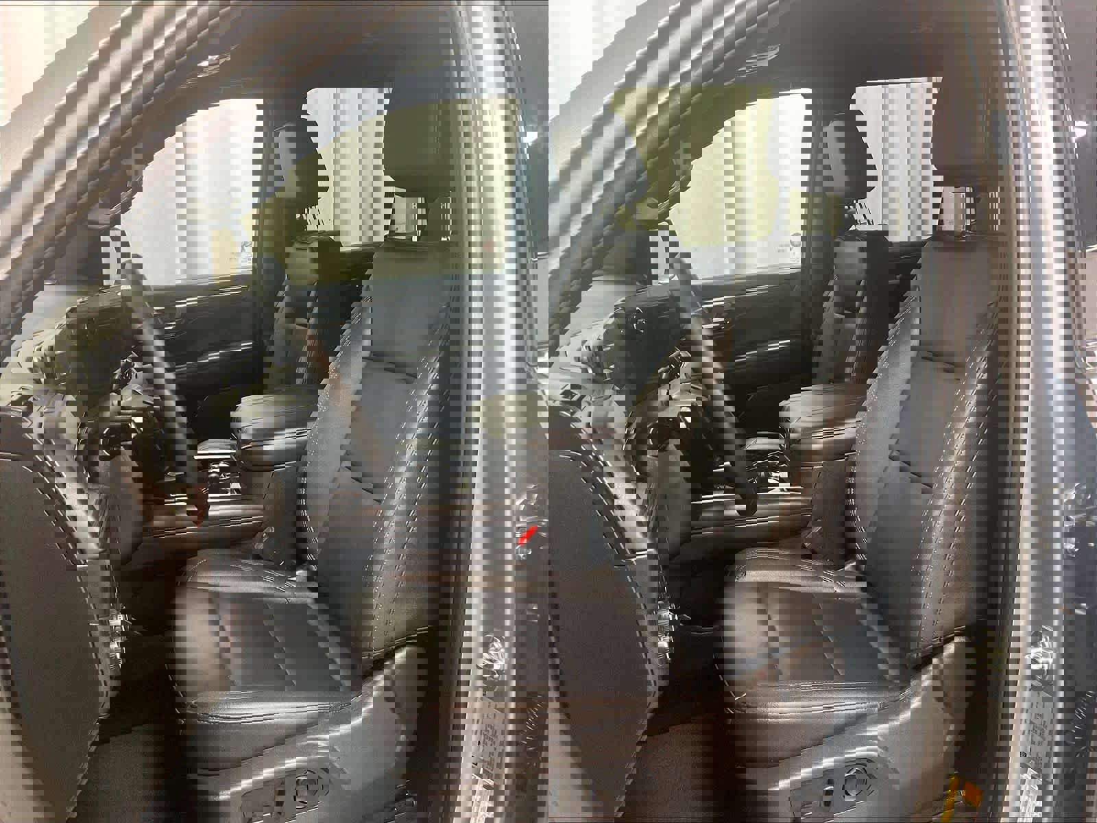 Used 2025 Chevrolet Tahoe LT image 10