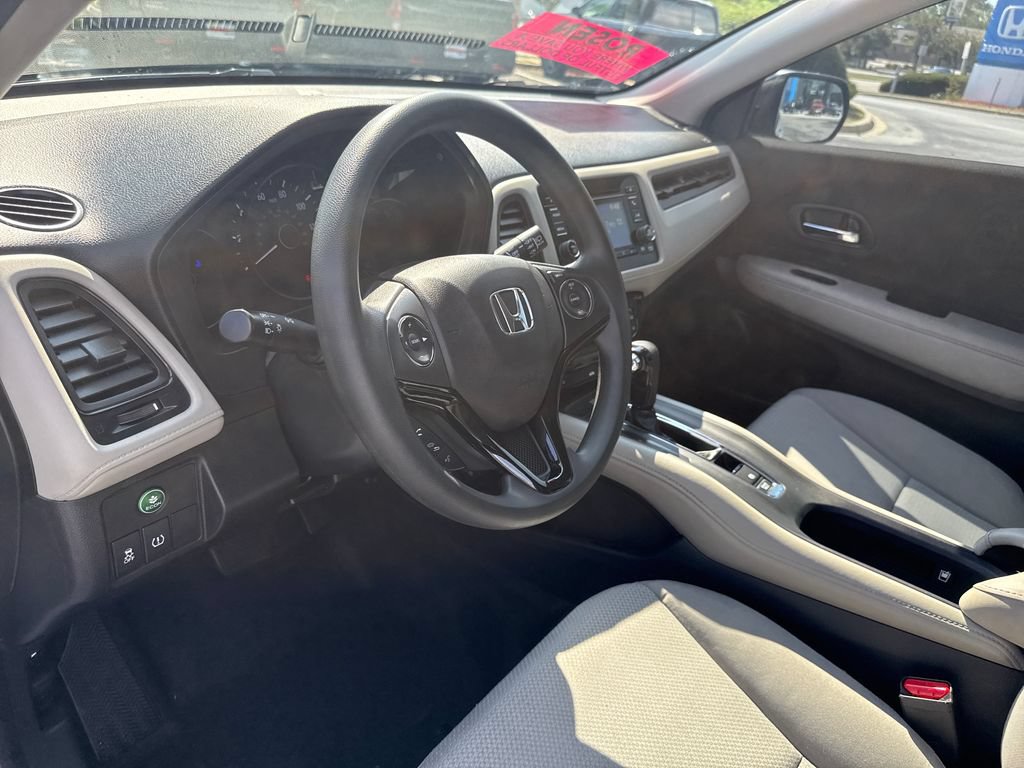 Certified 2022 Honda HR-V LX image 14