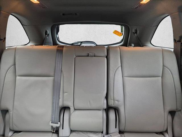 Used 2017 Toyota Highlander XLE AWD/4WD image 13