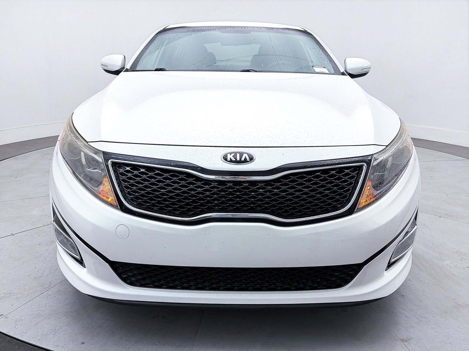Used 2015 Kia Optima LX image 2