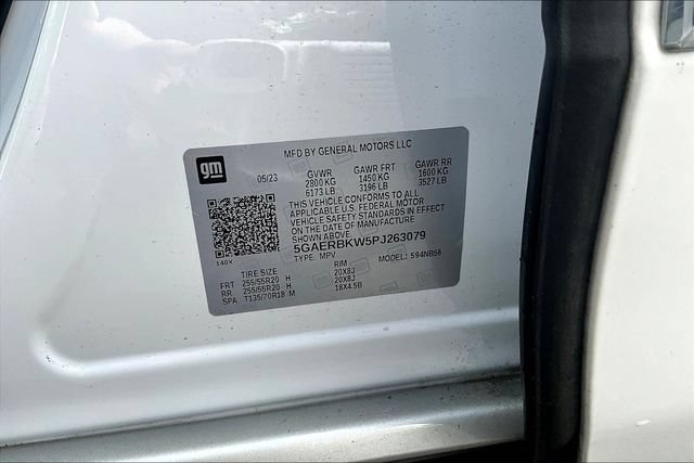 Used 2023 Buick Enclave Essence w/ Experience Buick Package FWD image 19