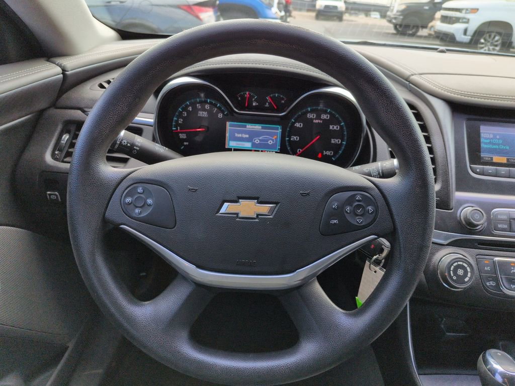 Used 2015 Chevrolet Impala LS FWD image 15