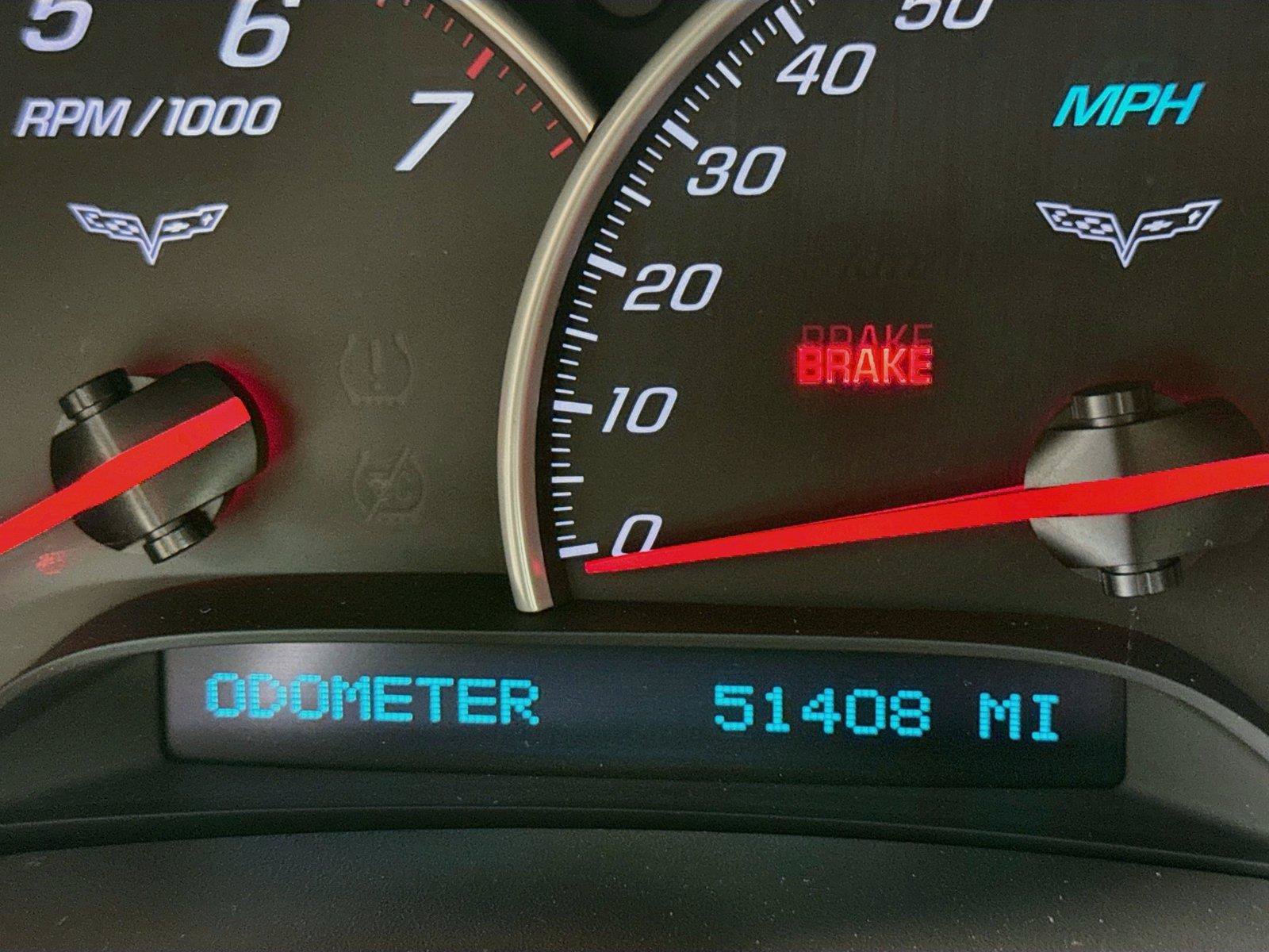 Used 2012 Chevrolet Corvette Coupe RWD image 2