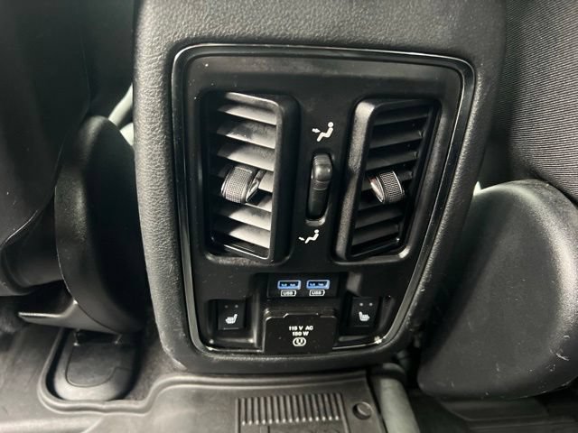 Used 2020 Jeep Grand Cherokee Limited w/ Luxury Group II AWD/4WD image 22