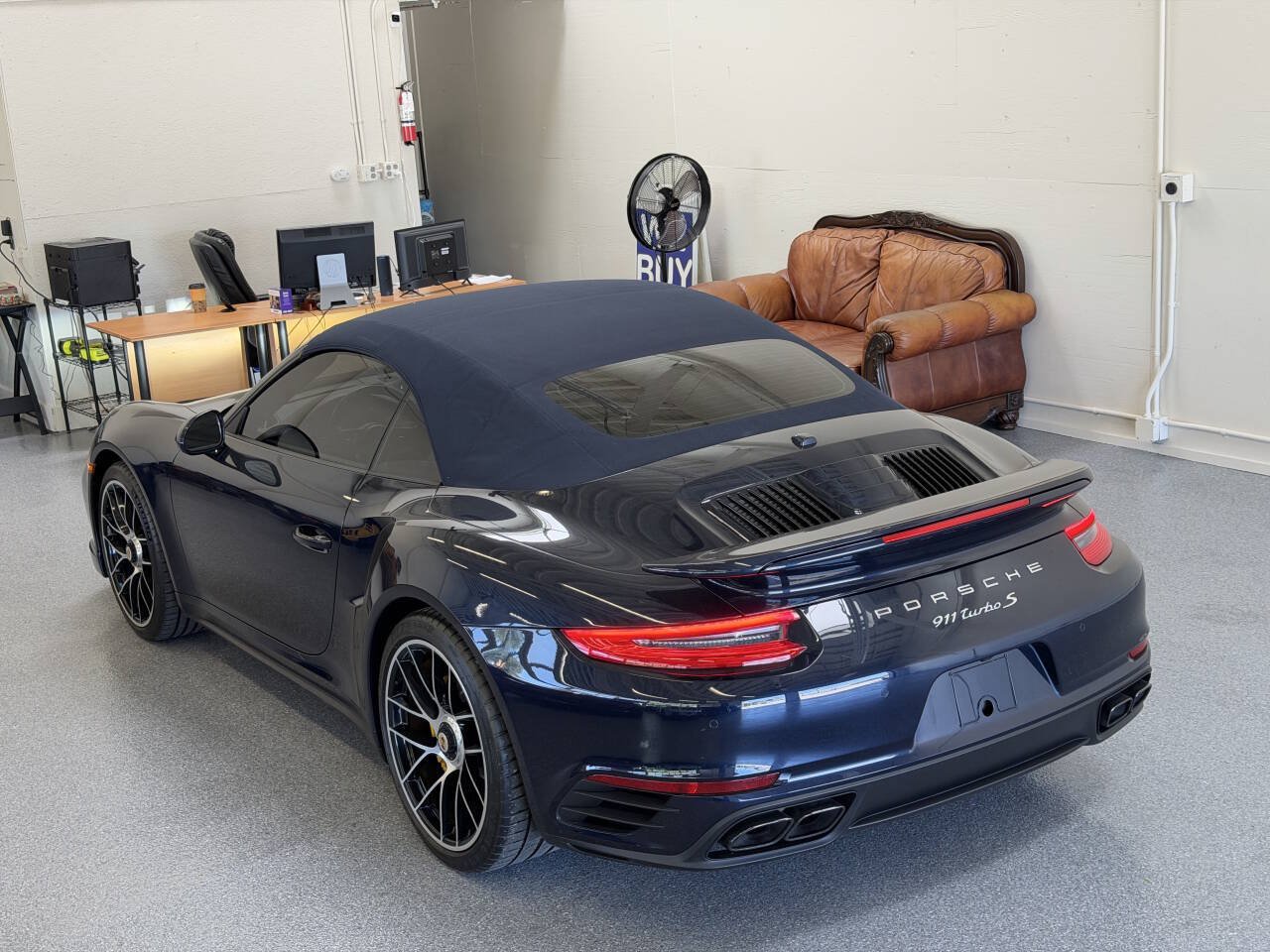 Used 2019 Porsche 911 Turbo S AWD/4WD image 21
