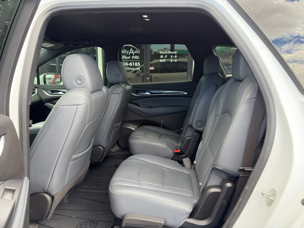 Used 2022 Buick Enclave Premium AWD/4WD image 14