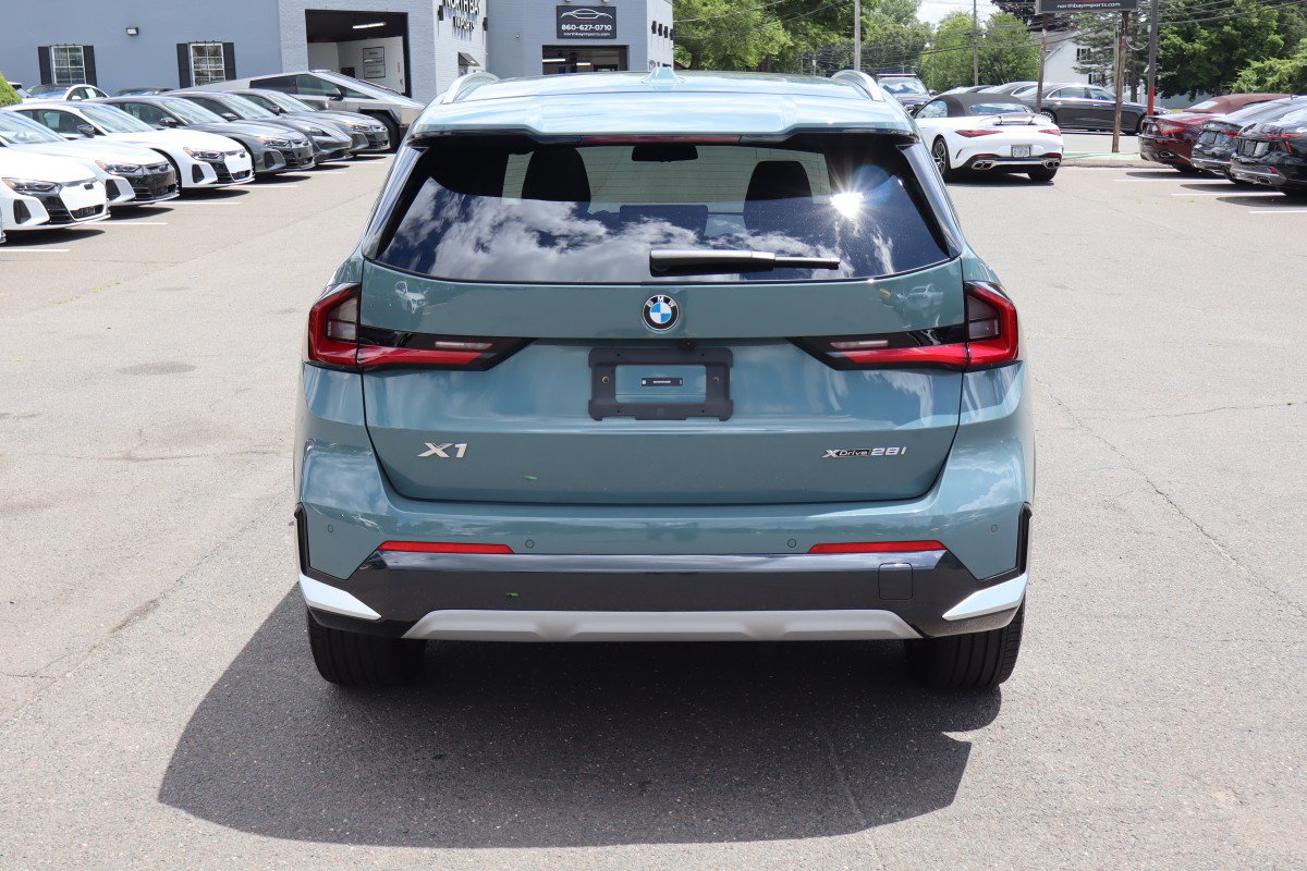 Used 2026 BMW X1 xDrive28i AWD/4WD image 6
