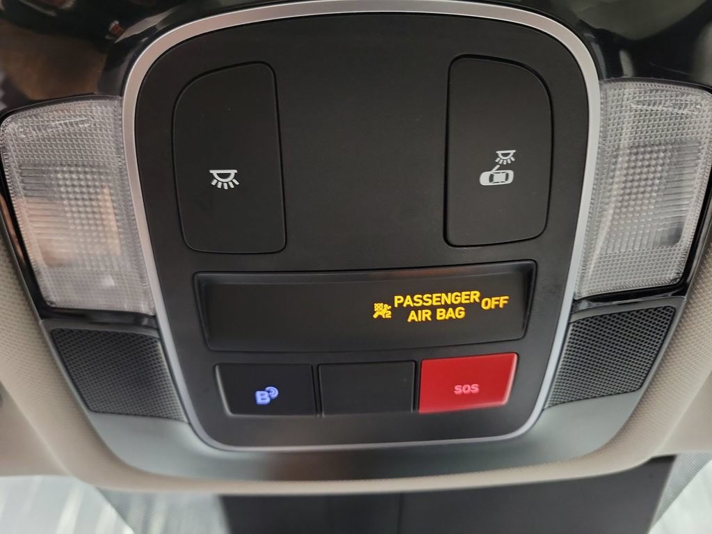 Used 2025 Hyundai Sonata SEL FWD image 22