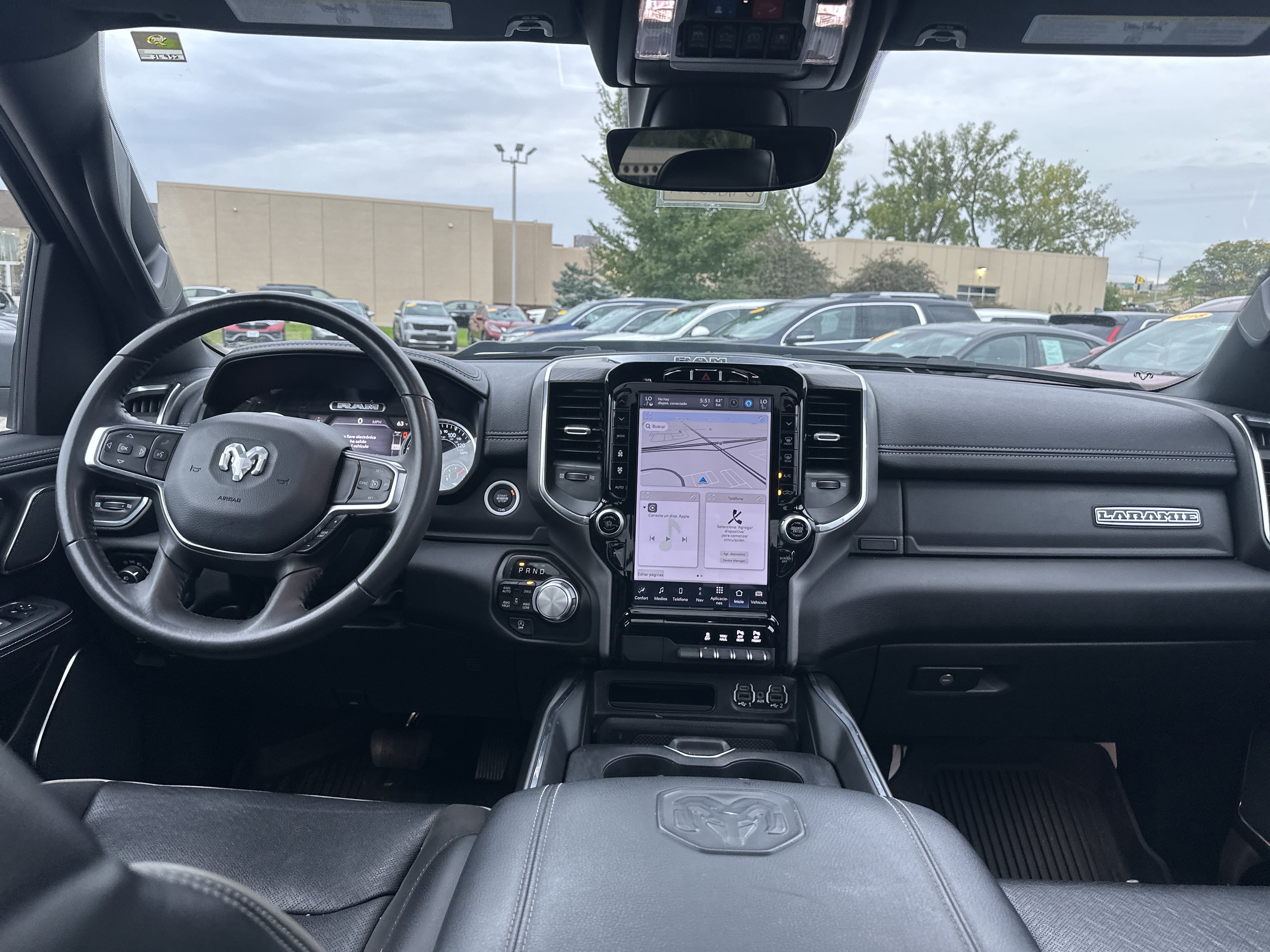Used 2024 RAM 1500 Laramie AWD/4WD image 16