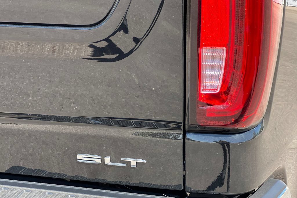 New 2026 GMC Sierra 1500 SLT w/ SLT Premium Package AWD/4WD image 21