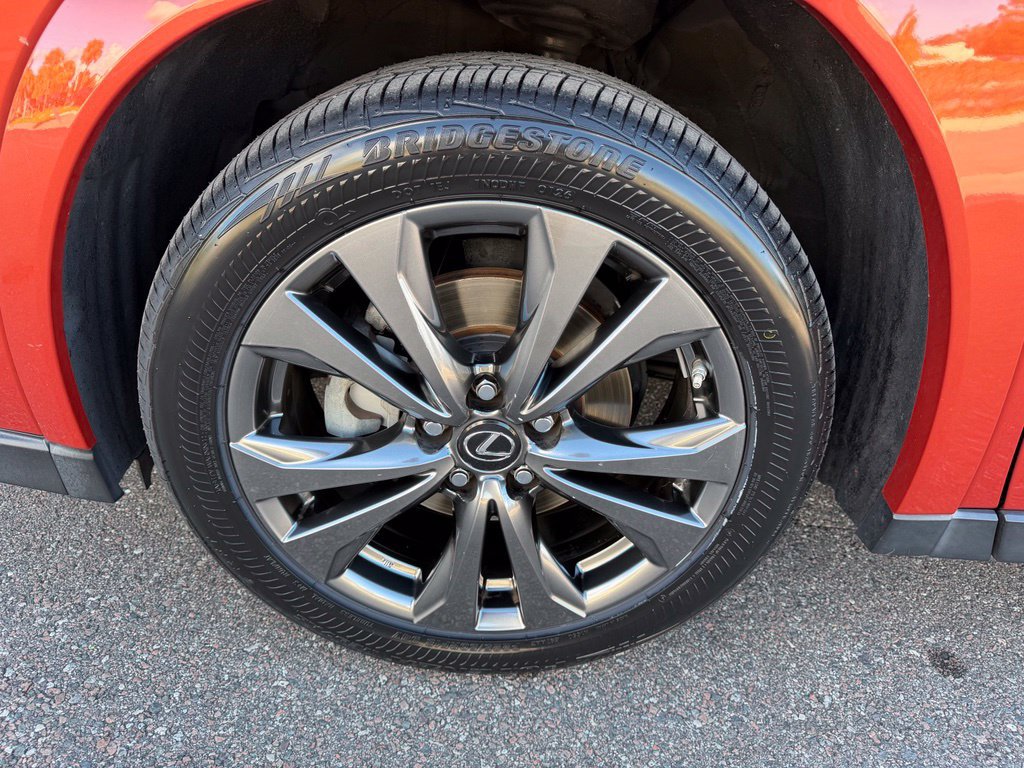 Used 2023 Lexus UX 250h F Sport FWD image 12