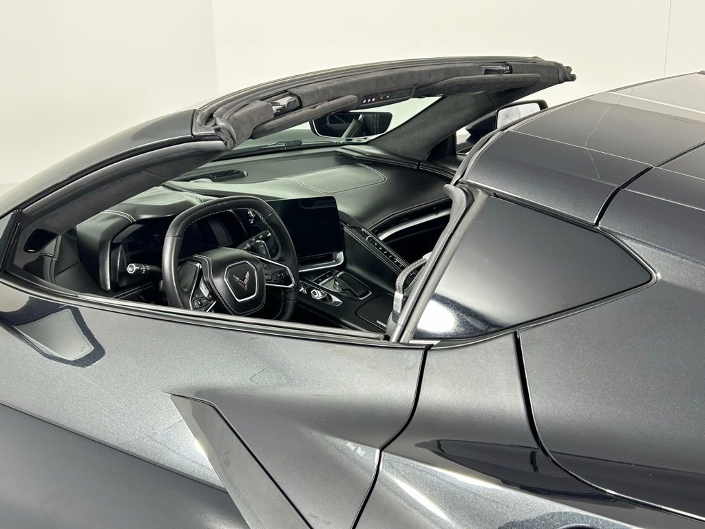 Used 2024 Chevrolet Corvette Stingray Premium Cpe w/ Z51 Performance Package image 5