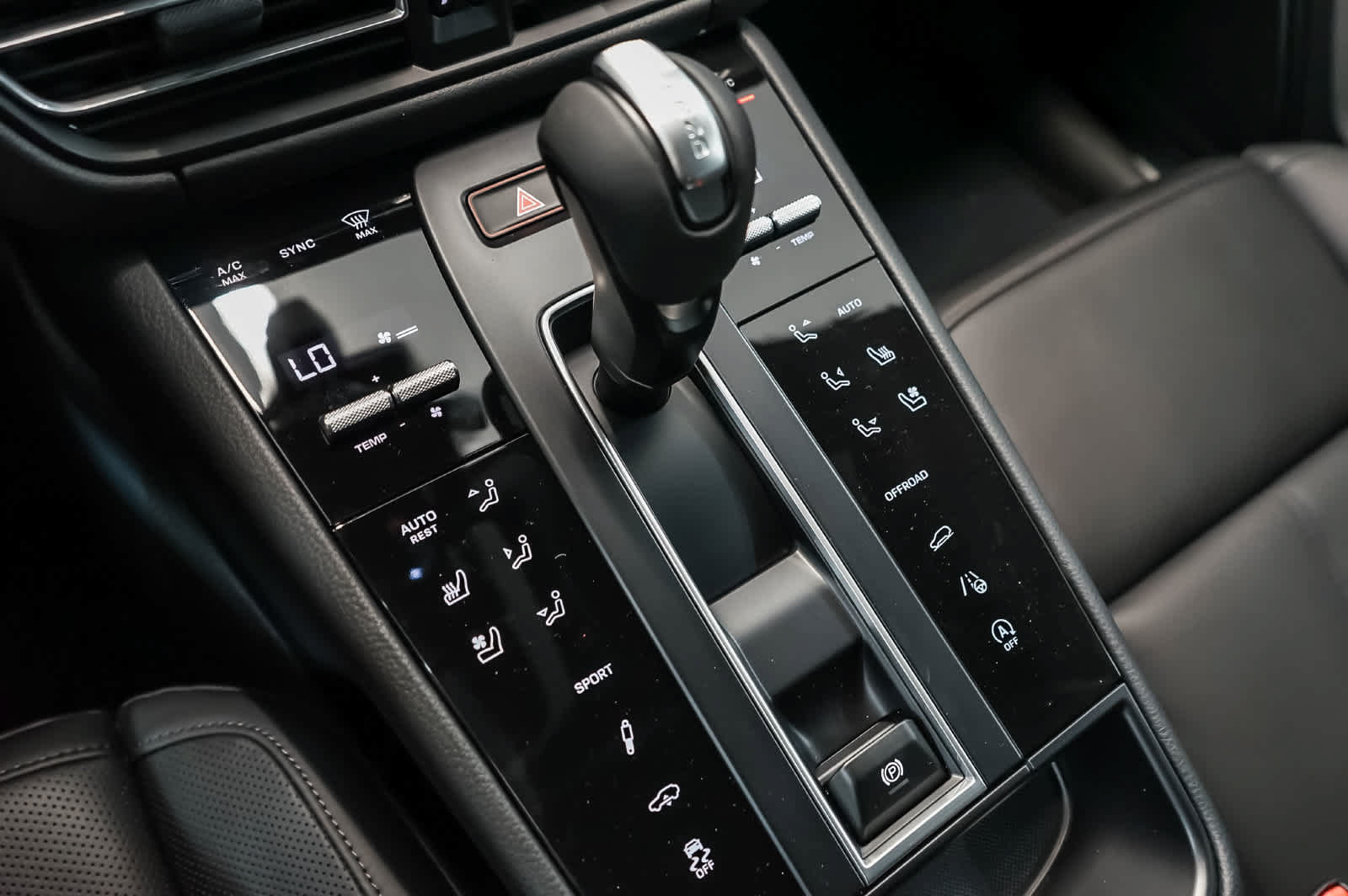 New 2026 Porsche Macan S AWD/4WD image 25
