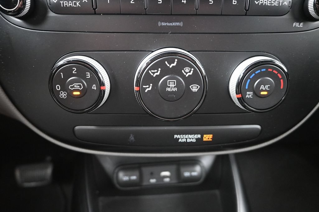 Used 2017 Kia Soul FWD image 18