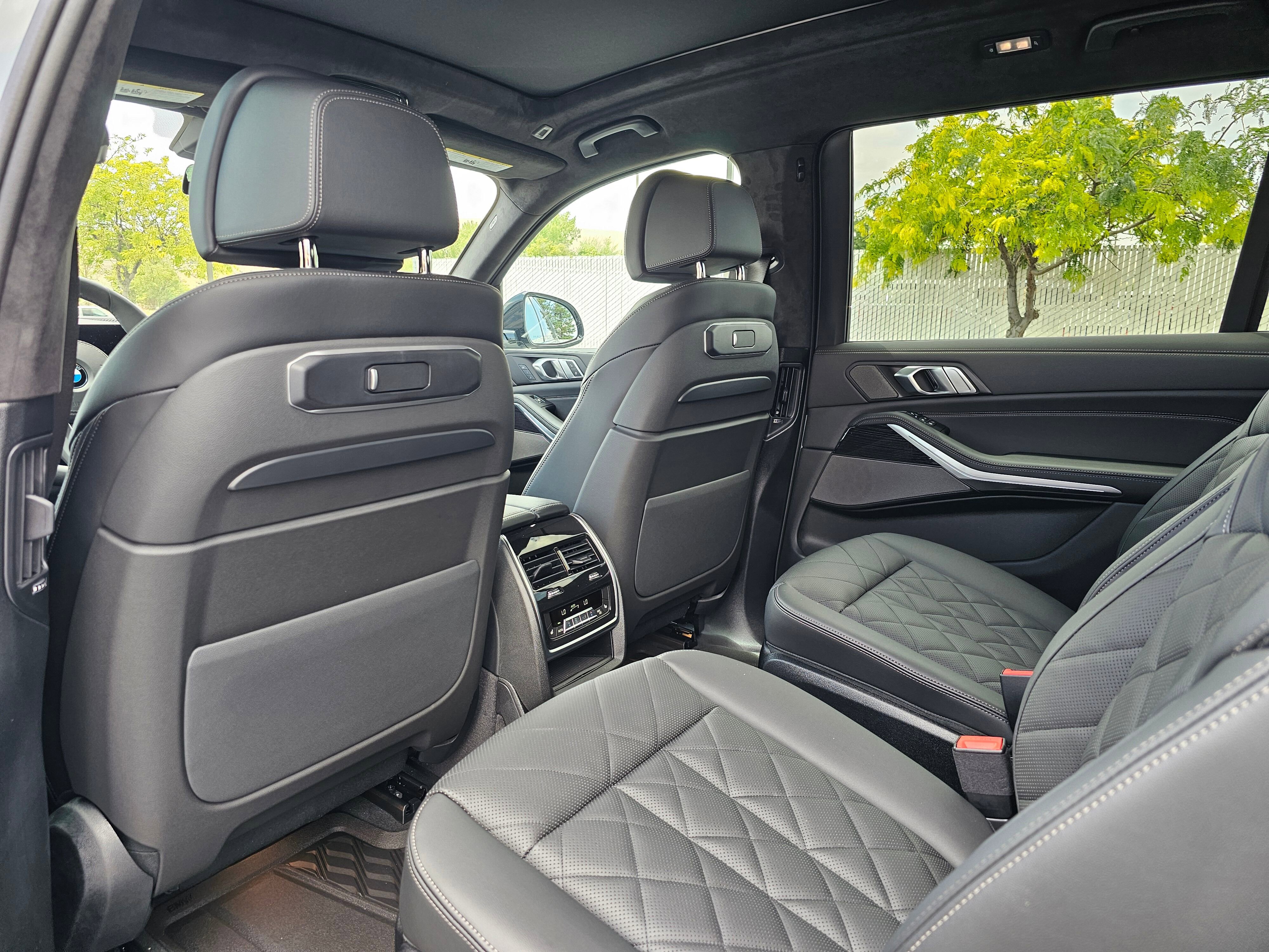 New 2026 BMW X7 xDrive40i w/ M Sport Package image 12