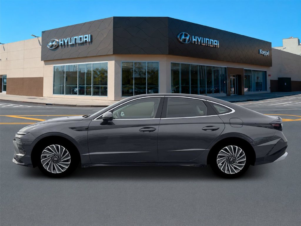 New 2026 Hyundai Sonata Limited FWD image 3