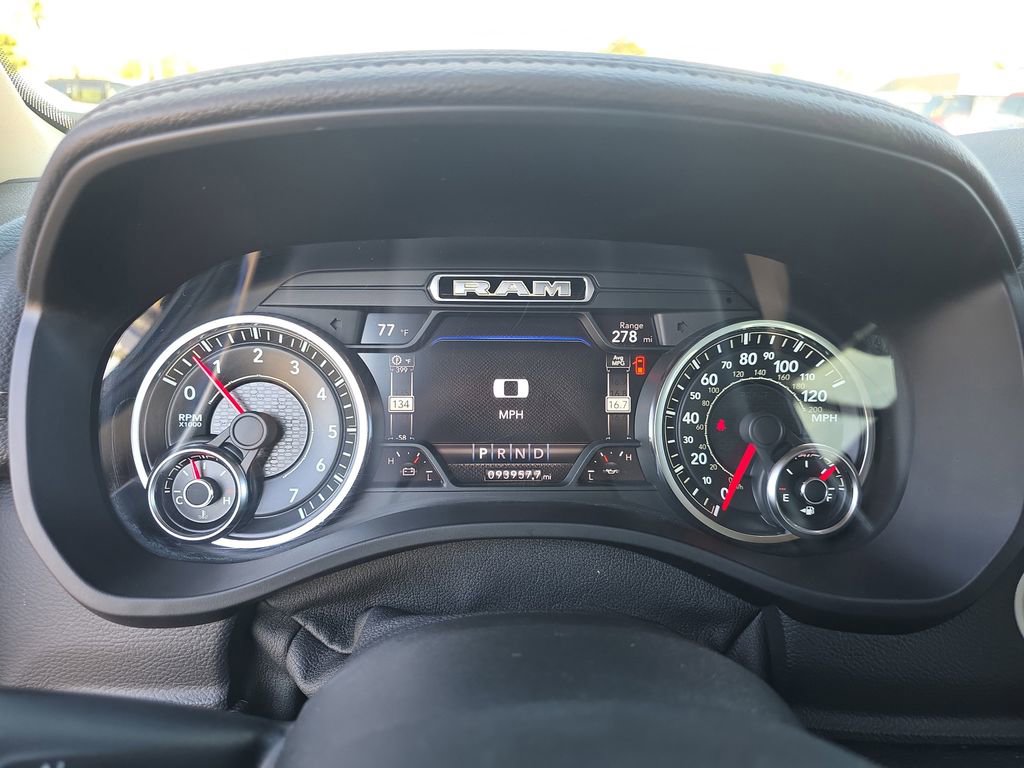 Used 2021 RAM 1500 Laramie image 27