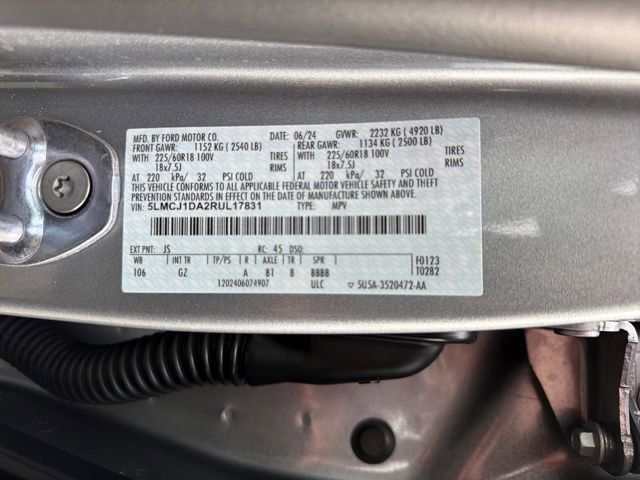 Used 2024 Lincoln Corsair AWD w/ Equipment Group 101A image 34