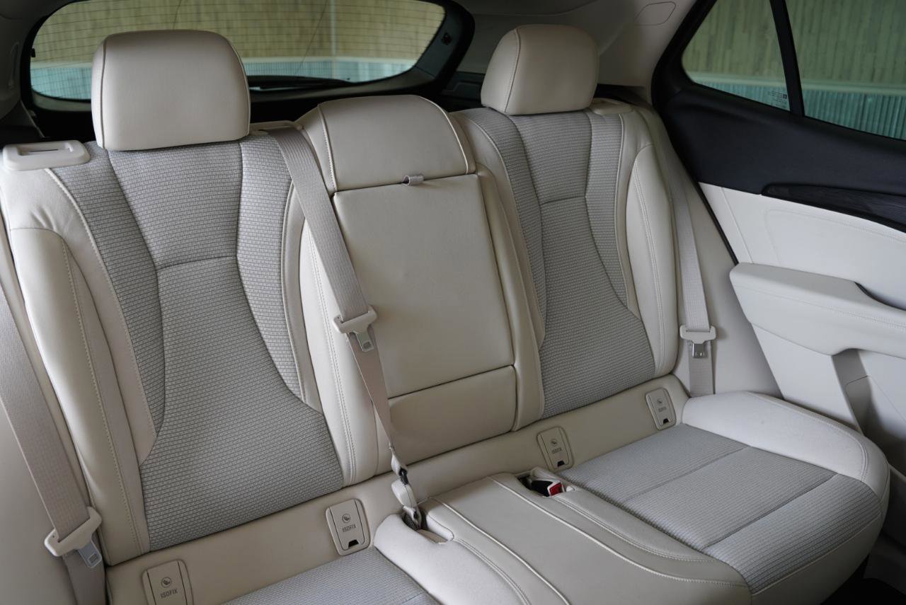 Used 2022 Buick Envision Preferred FWD image 34