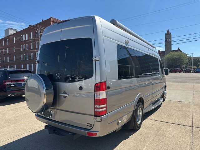 Used 2017 Mercedes-Benz Sprinter 3500 image 5