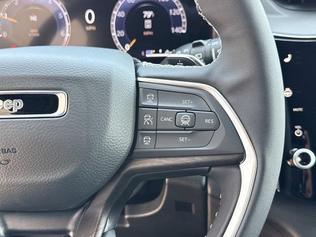 New 2026 Jeep Grand Cherokee Altitude AWD/4WD image 31