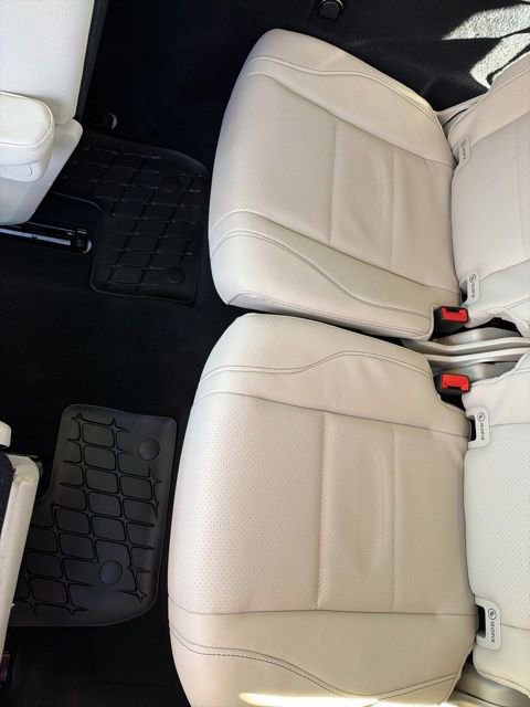Certified 2026 Mercedes-Benz GLS 450 4MATIC image 23