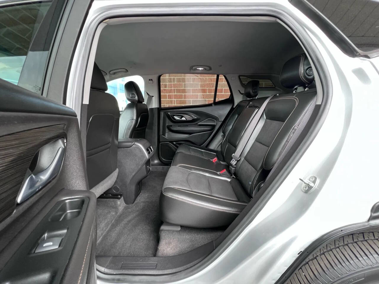 Used 2019 GMC Terrain SLT image 13