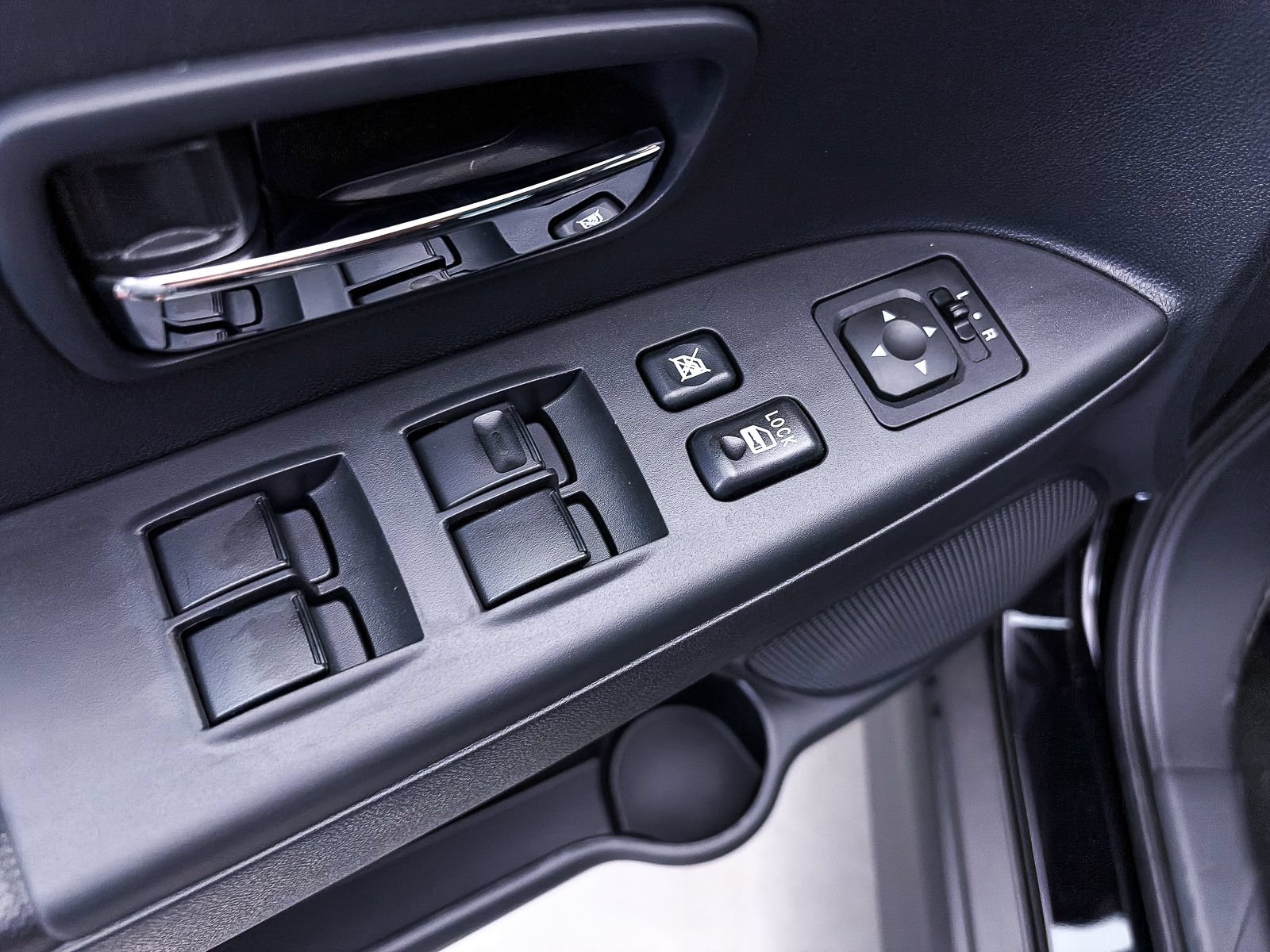 New 2026 Mitsubishi Outlander Sport LE AWD/4WD image 10