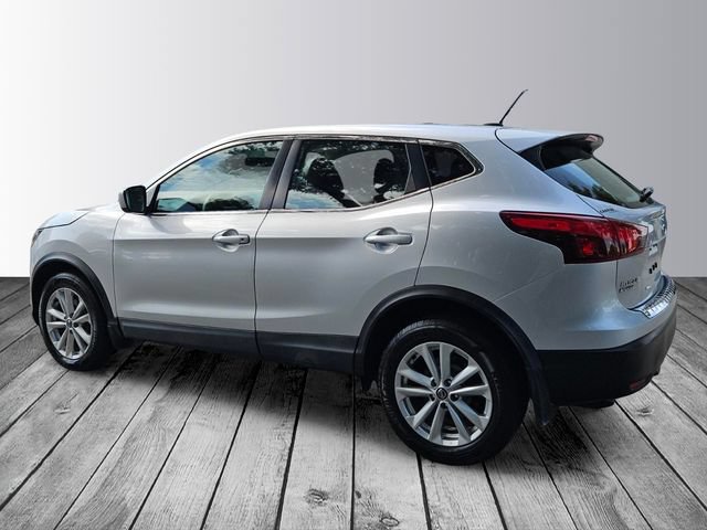 Used 2019 Nissan Rogue Sport S w/ Appearance Package AWD/4WD image 3