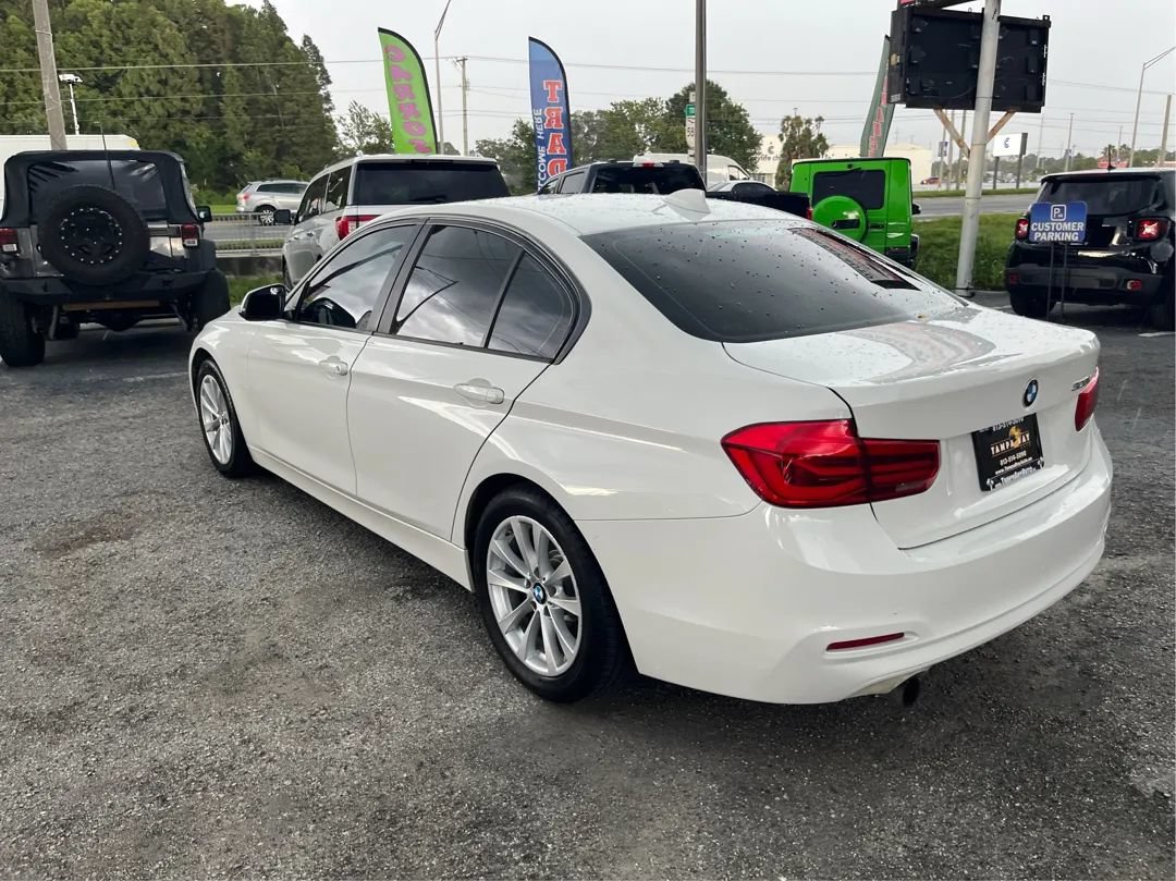 Used 2018 BMW 320i Sedan RWD image 7