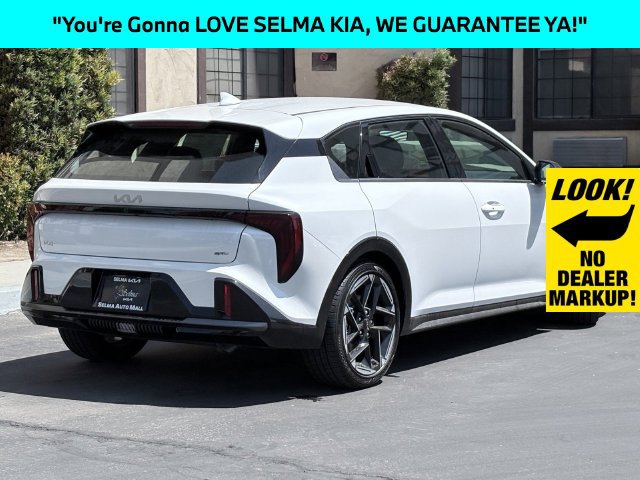 New 2026 Kia K4 GT-Line FWD image 4