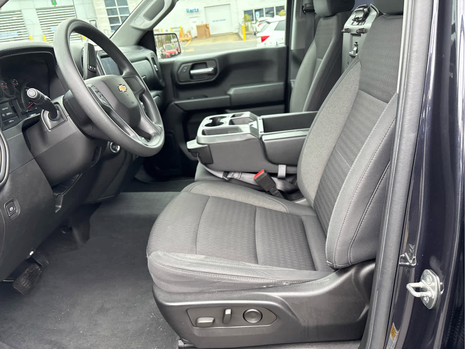 Certified 2022 Chevrolet Silverado 1500 Custom w/ LPO, Dark Essentials Package AWD/4WD image 8