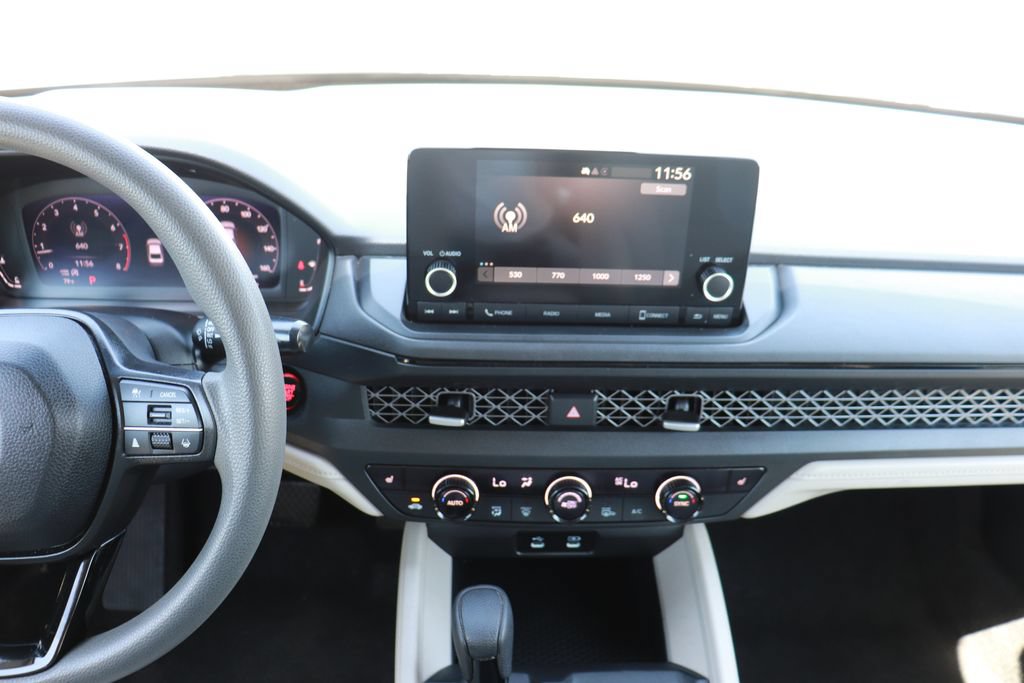 Used 2023 Honda Accord EX image 15