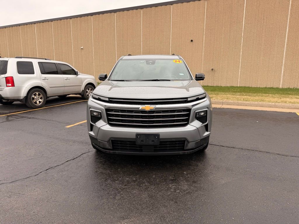 Certified 2024 Chevrolet Traverse LT image 3