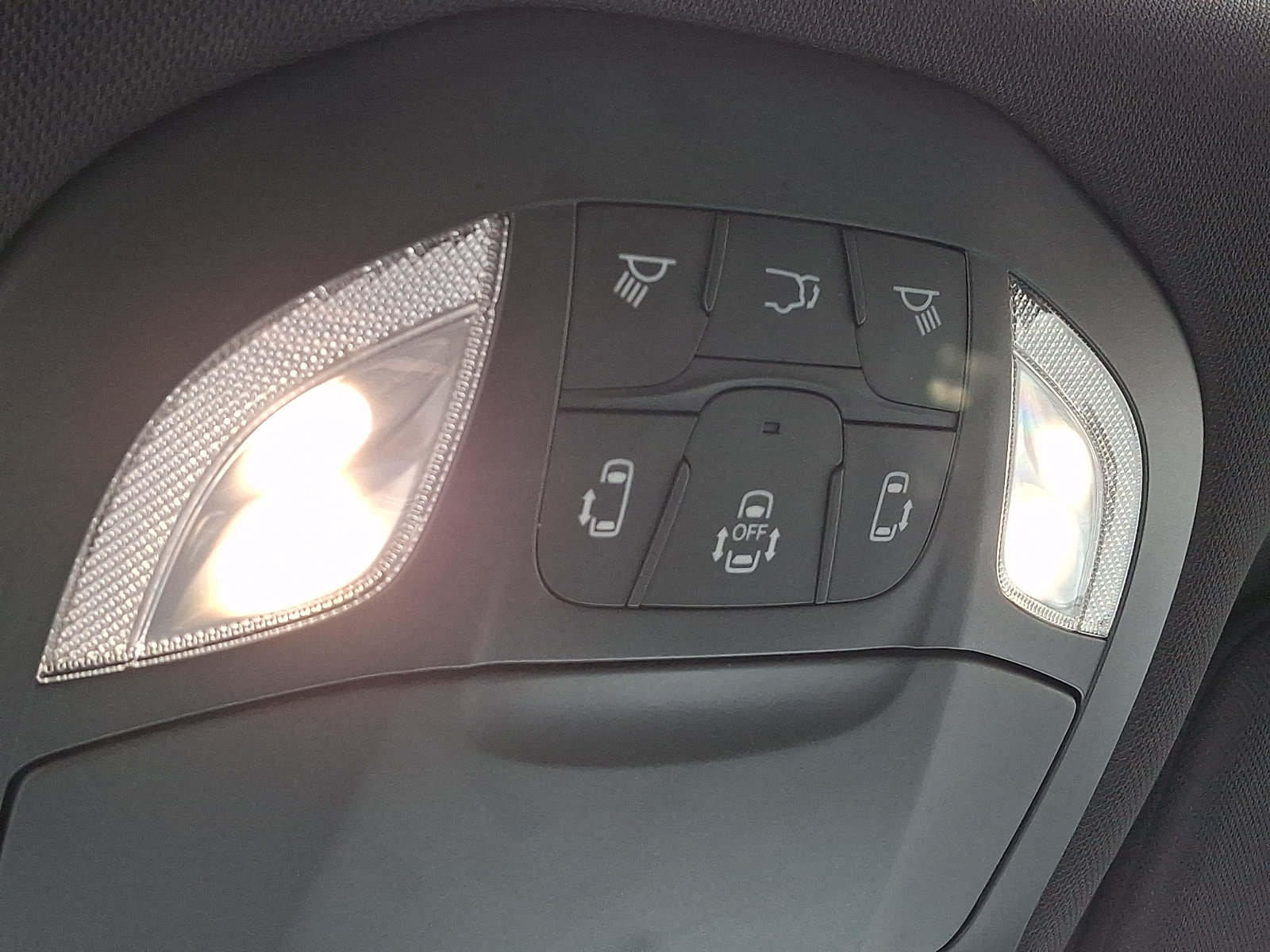 Used 2026 Chrysler Pacifica Limited w/ S Appearance Package FWD image 31