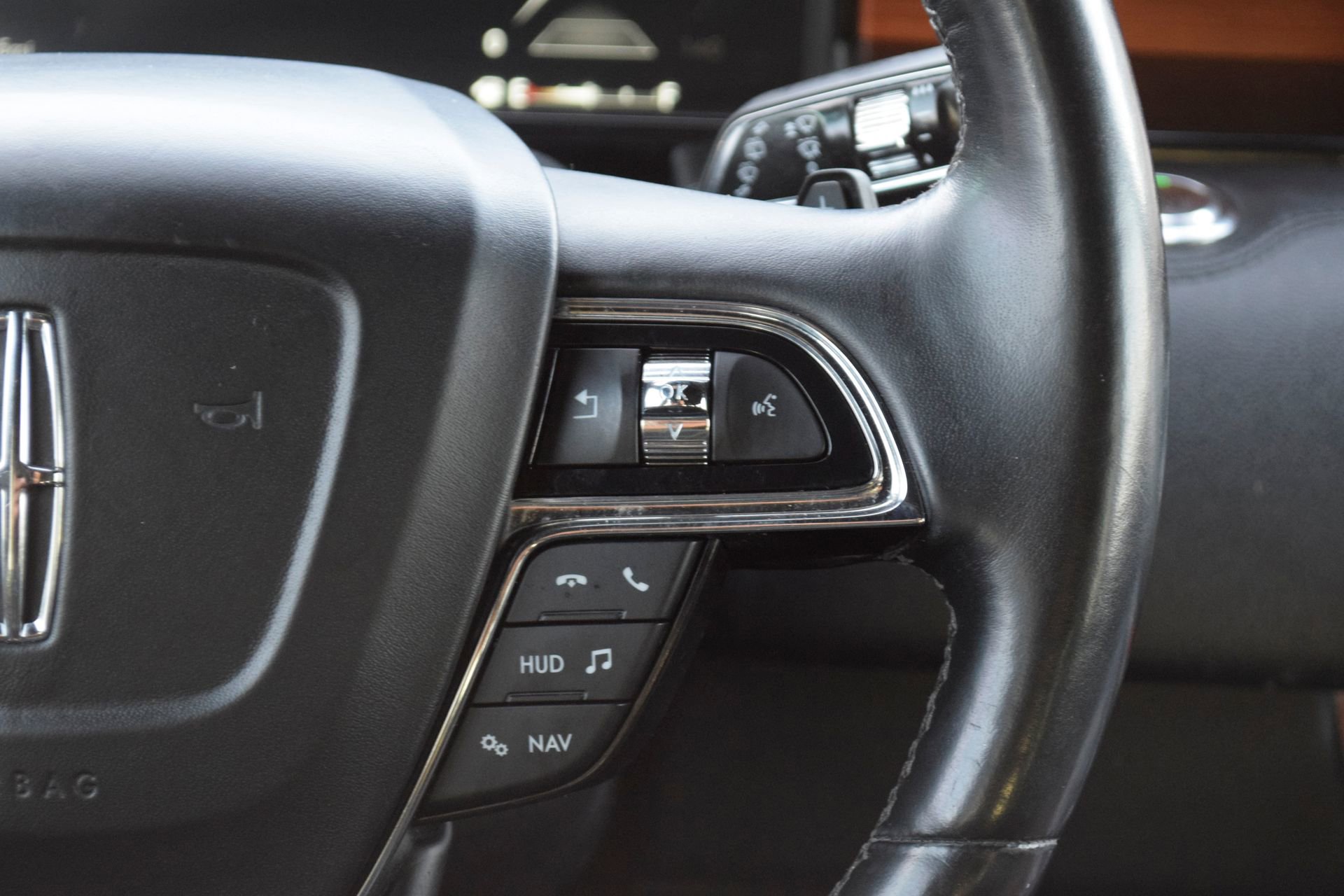 Used 2019 Lincoln Navigator L Reserve AWD/4WD image 10