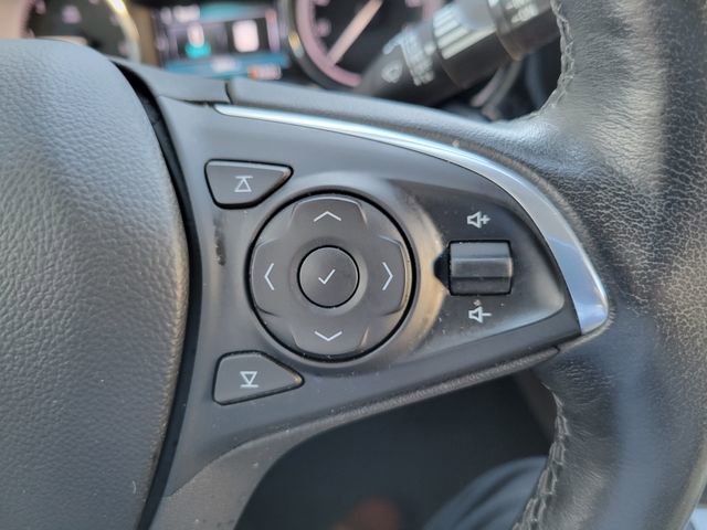 Used 2019 Buick Envision Essence FWD image 32
