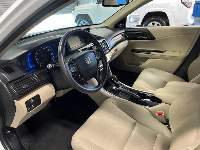 Used 2015 Honda Accord EX-L image 22