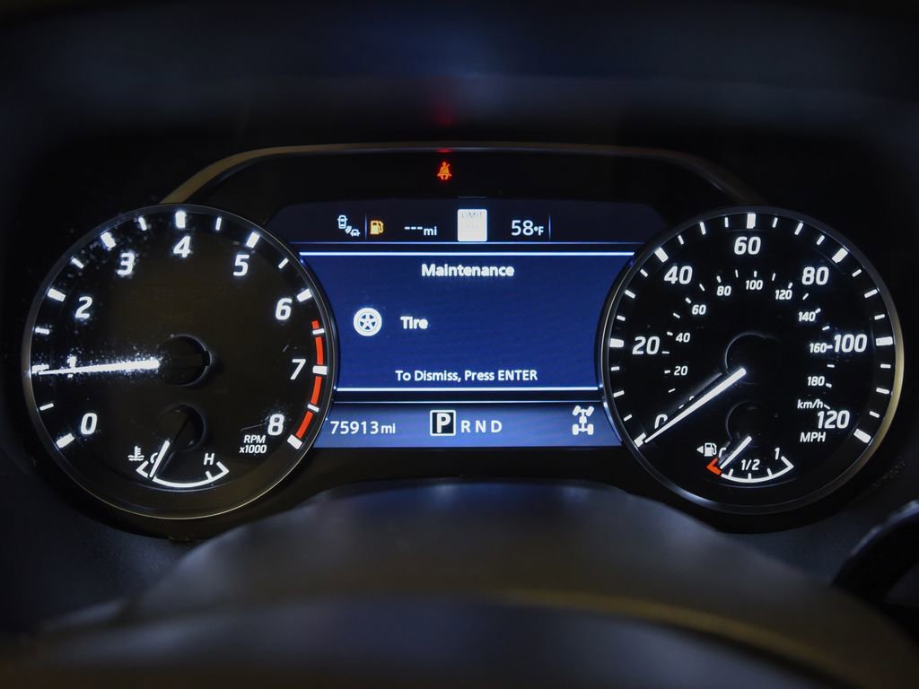 Used 2021 Nissan Titan Platinum Reserve w/ Moonroof Package AWD/4WD image 18