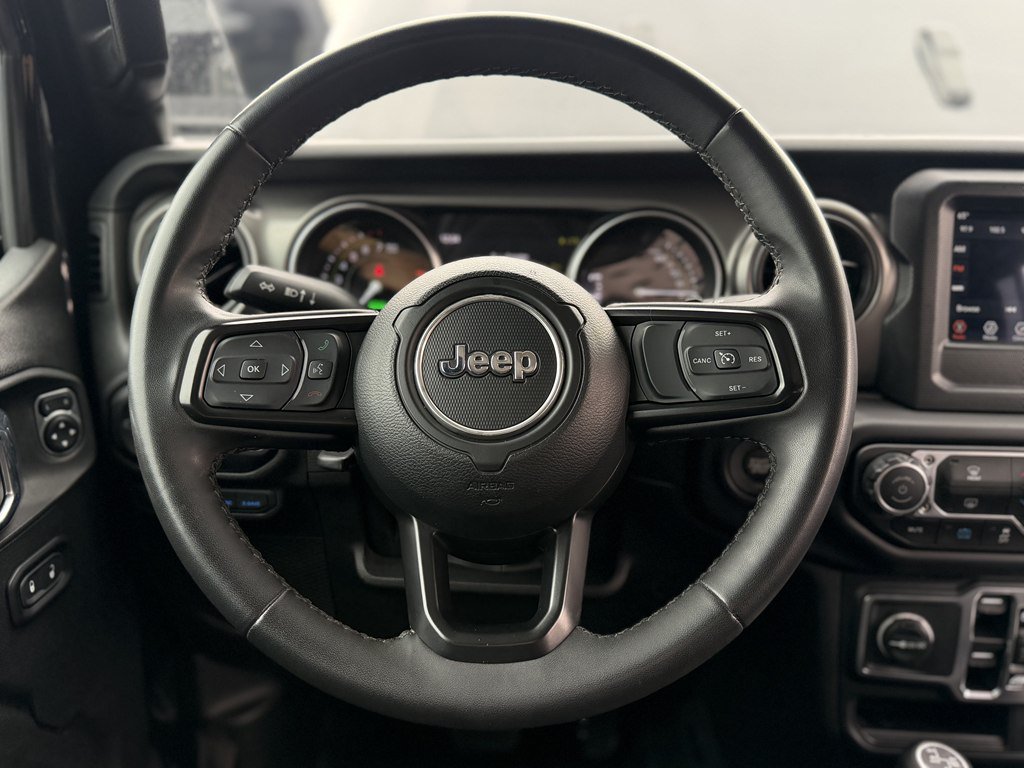 Used 2023 Jeep Wrangler Unlimited AWD/4WD image 14