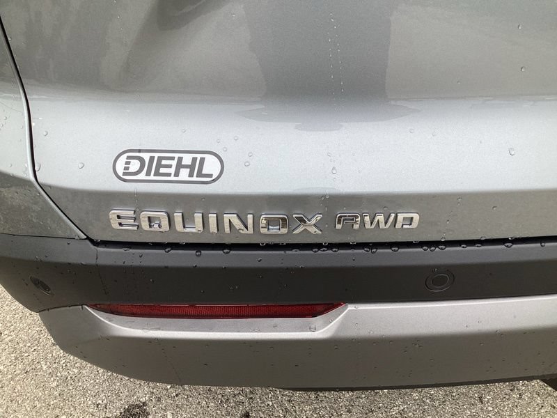 New 2027 Chevrolet Equinox LT w/ Convenience Package II AWD/4WD image 12