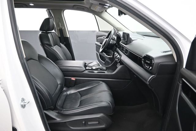 Certified 2024 Honda Pilot Touring image 25